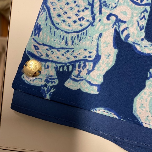 Lilly Pulitzer reversible blouse. Fun elephant print. Dimensions included in pic - Picture 2 of 8